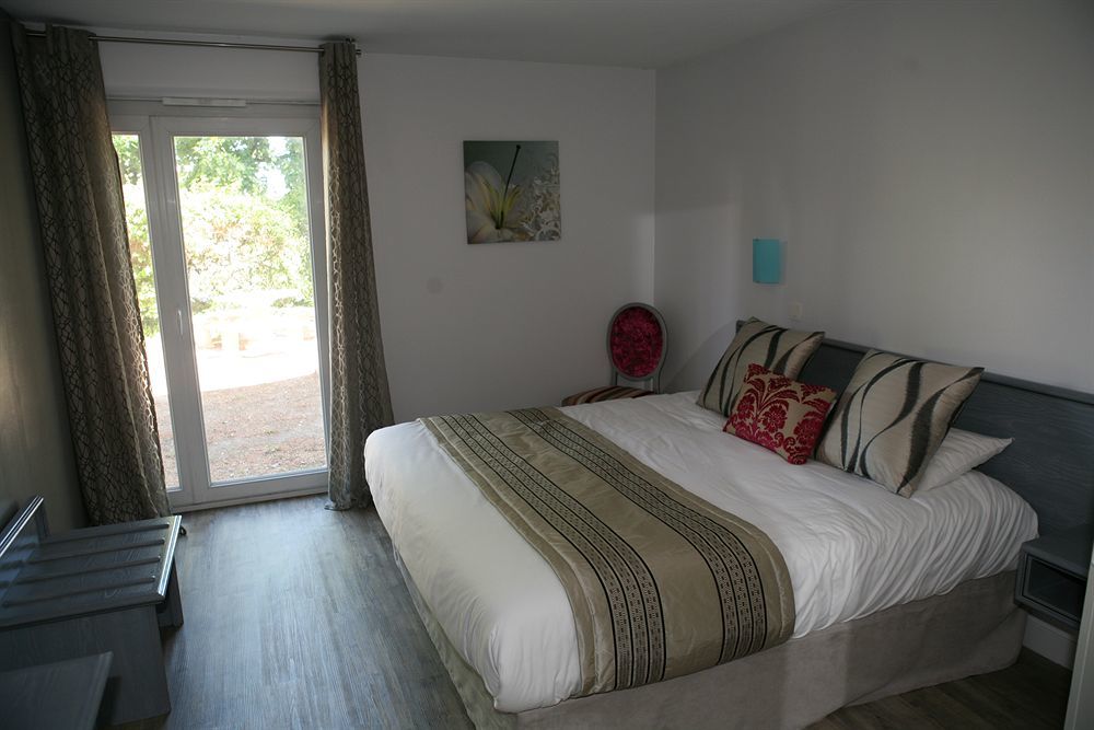 H Hotel Hyères Екстериор снимка